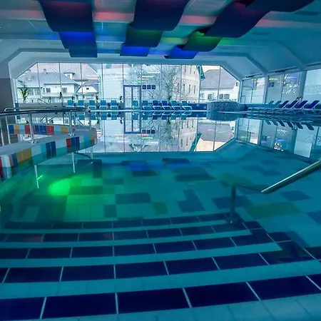 Hotel Cerkno Церкно