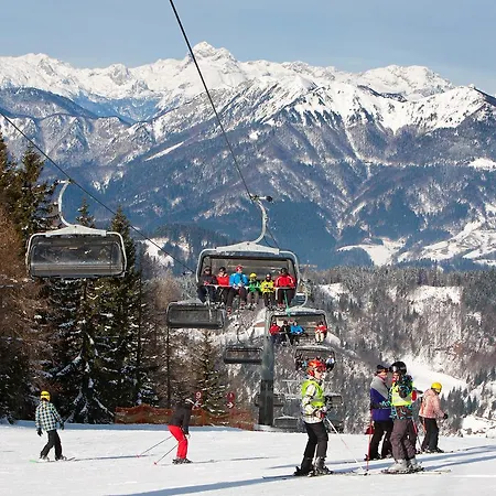 Hotel Cerkno Церкно